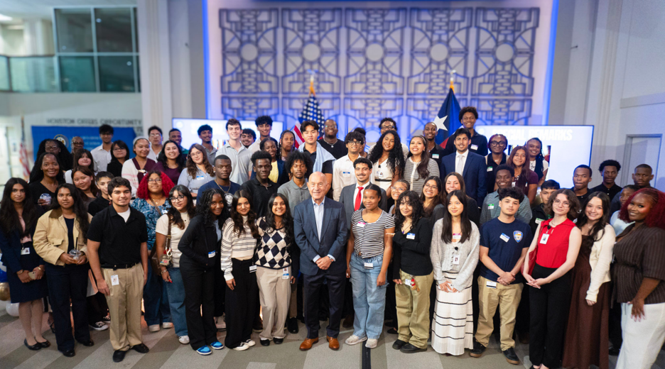 Intern Social Photo
